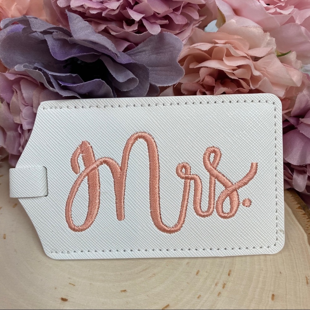 Mr & Mrs Embroidered Vegan Leather Luggage Tag - Picture 4 of 8